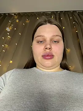 Snapshot of perfect_sweety_girl chatting on 02.10.26 perfect sweety girl online show from 02.10.26