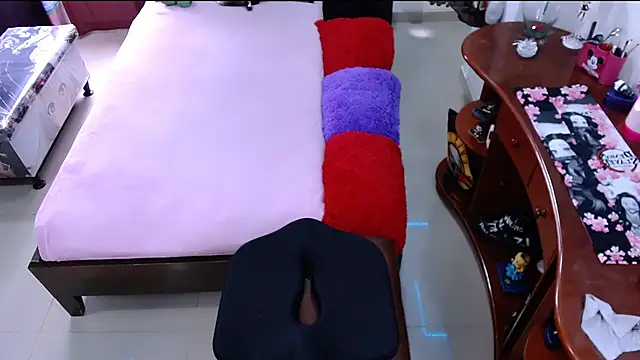 lufek23 online show from 02.01.25