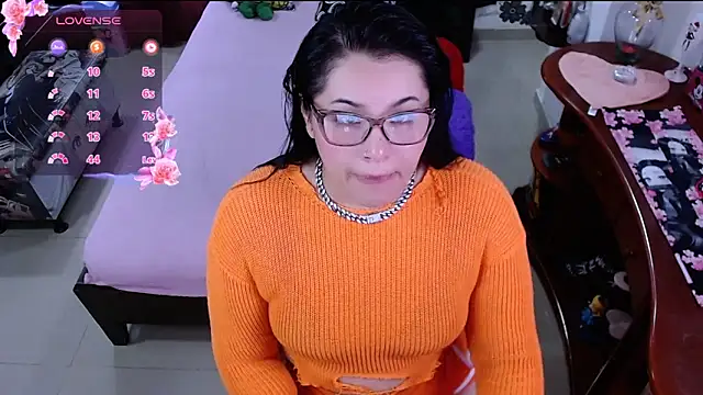 lufek23 online show from 03.02.25