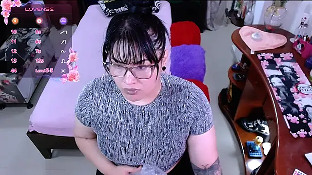 lufek23 online show from 03.06.25