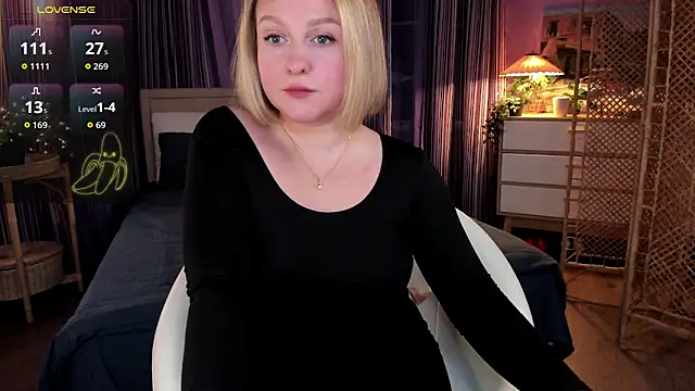 Snapshot of Lazy_Lady chatting on 02.20.26 Lazy Lady online show from 02.20.26
