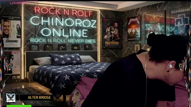 Snapshot of chino_roz chatting on 06.14.26 chino roz online show from 06.14.26