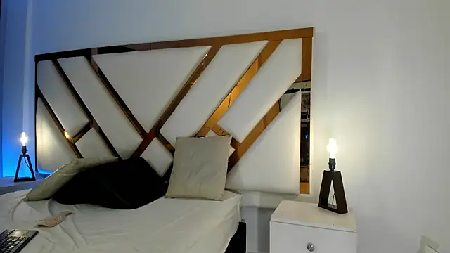 Aron cruz online show from 03.31.26