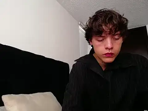 Santiago kiler online show from 12.30.24