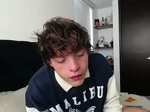 Santiago kiler online show from 02.03.25