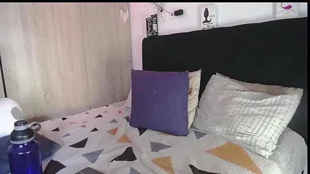 Santiago kiler online show from 04.18.26