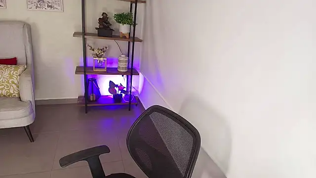 Sassy--Girl online show from 04.20.26