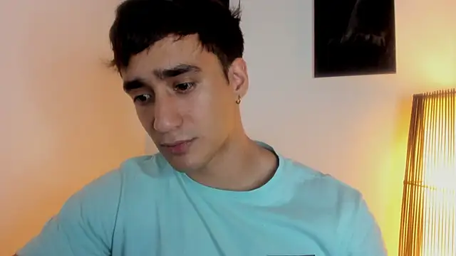 Snapshot of AlexRivera6 chatting on 09.16.25 AlexRivera6 online show from 09.16.25