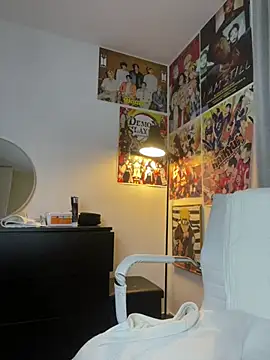 xSelena online show from 03.16.25