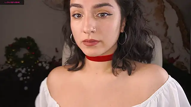 Daphne Moss online show from 12.27.24