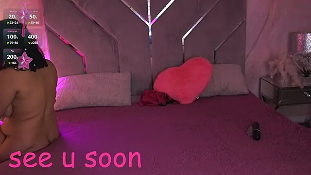 Daphne Moss online show from 03.17.25