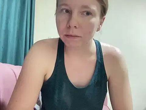 SweetLucy96 online show from 11.03.25