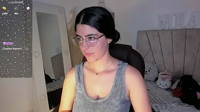 Snapshot of _Niah_ chatting on 01.26.25 Niah online show from 01.26.25