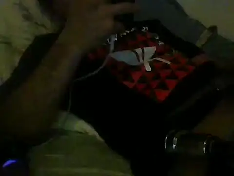 Snapshot of XjjripppX chatting on 10.03.25 XjjripppX online show from 10.03.25