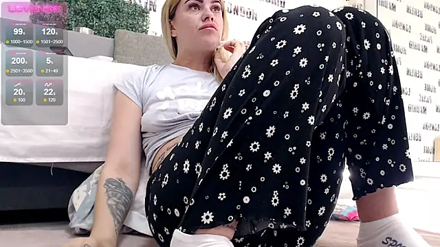 sweetdaiana23 online show from 03.21.25