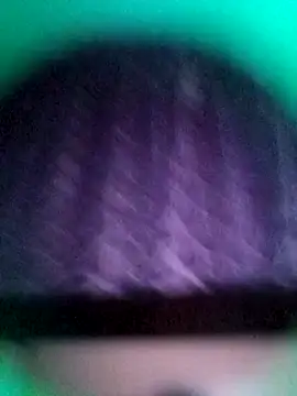 LeilaSaint online show from 09.24.25