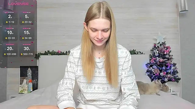 molly hunt  online show from 12.24.24