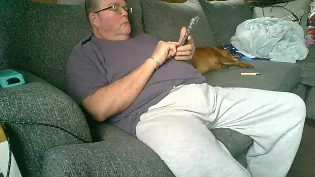 Snapshot of mrwizard4570 chatting on 02.26.25 mrwizard4570 online show from 02.26.25