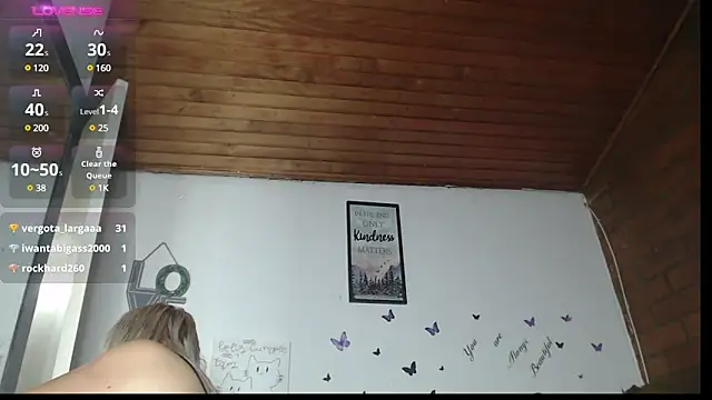 Snapshot of LIila28six chatting on 03.12.25 LIila28six online show from 03.12.25