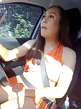 Snapshot of nam_tootsis chatting on 11.13.25 nam tootsis online show from 11.13.25