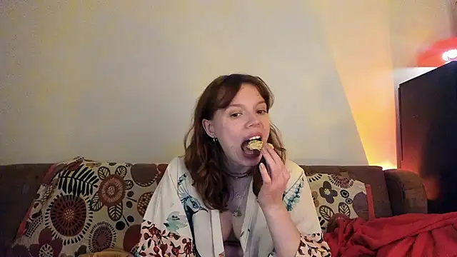 Snapshot of ClancyMorissey chatting on 01.21.25 ClancyMorissey online show from 01.21.25