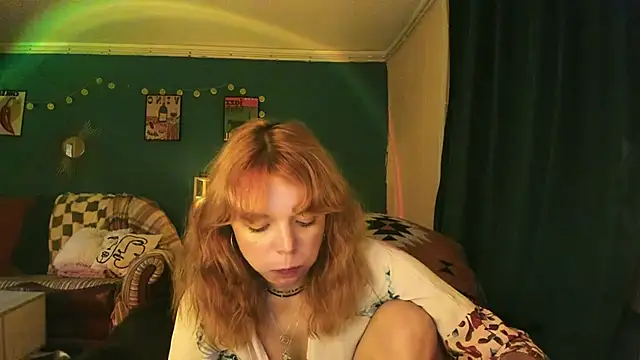 Snapshot of ClancyMorissey chatting on 09.17.25 ClancyMorissey online show from 09.17.25
