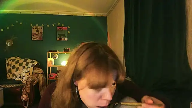 Snapshot of ClancyMorissey chatting on 10.06.25 ClancyMorissey online show from 10.06.25