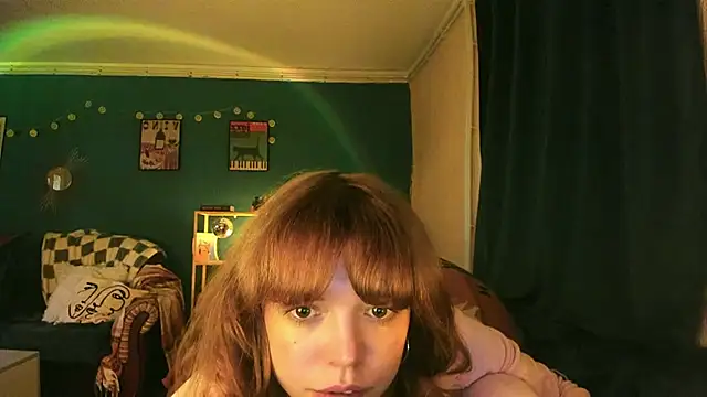 Snapshot of ClancyMorissey chatting on 10.13.25 ClancyMorissey online show from 10.13.25