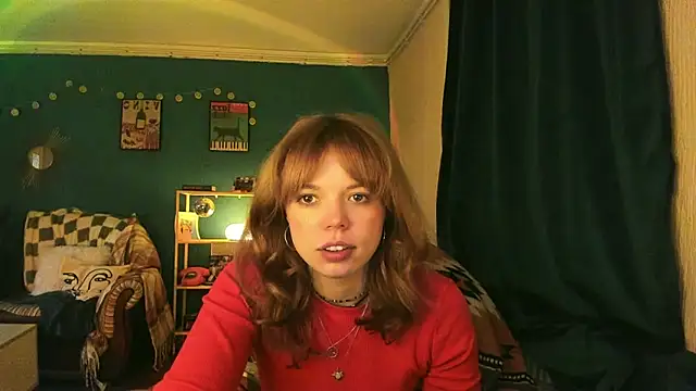 Snapshot of ClancyMorissey chatting on 10.18.25 ClancyMorissey online show from 10.18.25