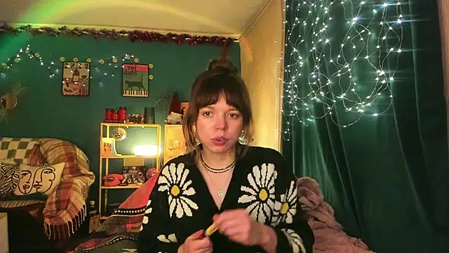 ClancyMorissey online show from 12.16.25