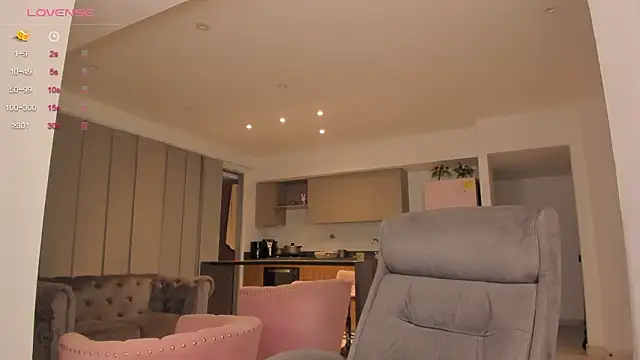 sofiia piink online show from 02.03.26