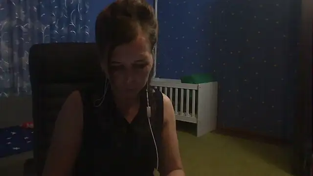 Snapshot of loveis007 chatting on 10.30.25 loveis007 online show from 10.30.25