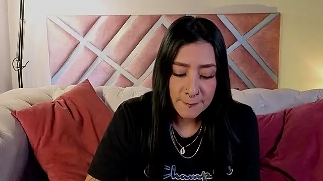  kelly hous36 online show from 06.02.26