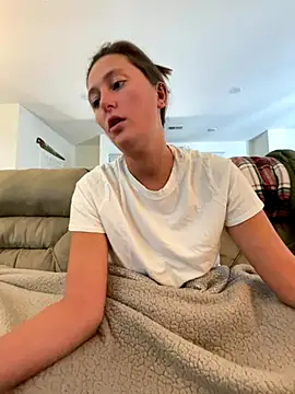 Snapshot of triple34D chatting on 09.09.25 triple34D online show from 09.09.25