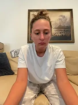 Snapshot of triple34D chatting on 09.12.25 triple34D online show from 09.12.25