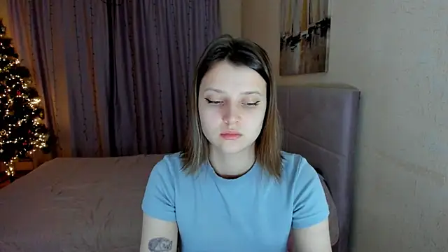 Snapshot of SoniNesti chatting on 01.06.26 SoniNesti online show from 01.06.26