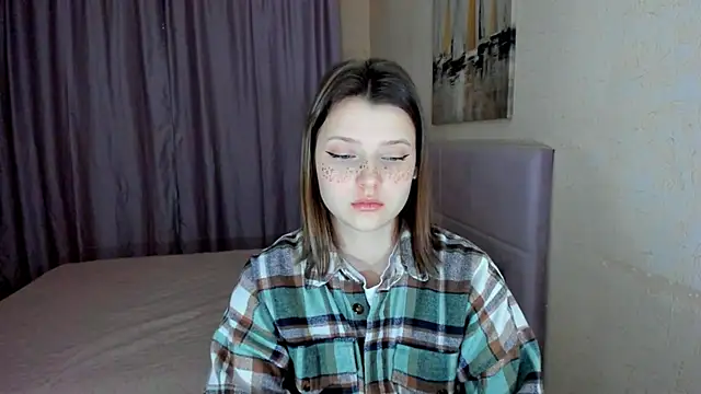 Snapshot of SoniNesti chatting on 02.14.26 SoniNesti online show from 02.14.26