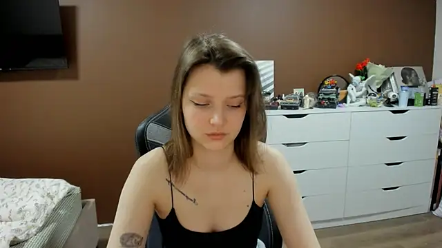 SoniNesti online show from 04.04.26