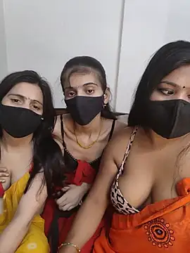 Snapshot of cutee__crazy chatting on 06.04.26 cutee crazy online show from 06.04.26