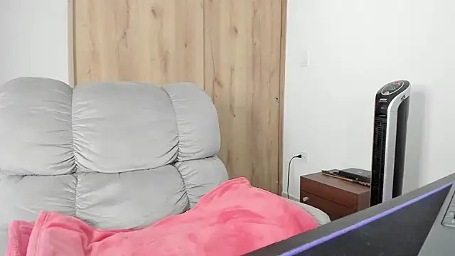 xspecialoomx online show from 03.16.26