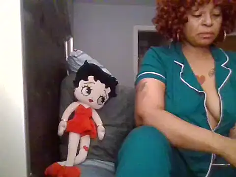 MSweetLindaParks online show from 01.05.25