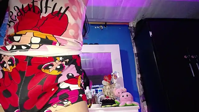 Snapshot of Lunahoney1 chatting on 02.13.26 Lunahoney1 online show from 02.13.26