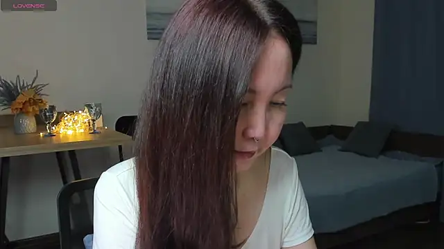 Snapshot of AvroraSakura chatting on 02.02.25 AvroraSakura online show from 02.02.25