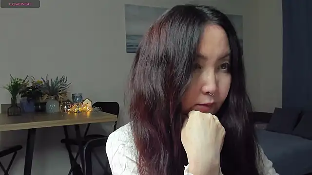 Snapshot of AvroraSakura chatting on 03.06.25 AvroraSakura online show from 03.06.25