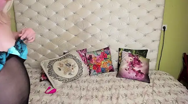 DoraMay online show from 02.07.25