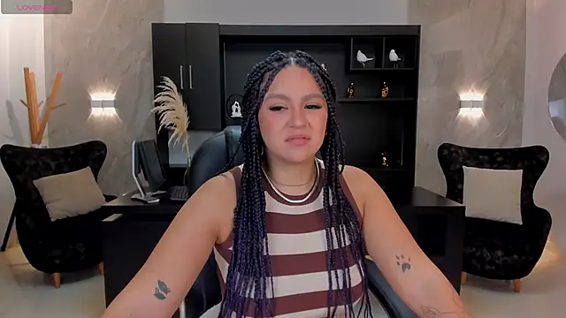 ToriCrossX online show from 02.26.25