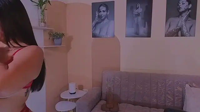 ToriCrossX online show from 04.19.26