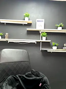 isabella jade online show from 11.26.25