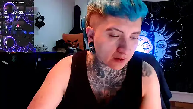 Marieblueeyes online show from 02.09.25