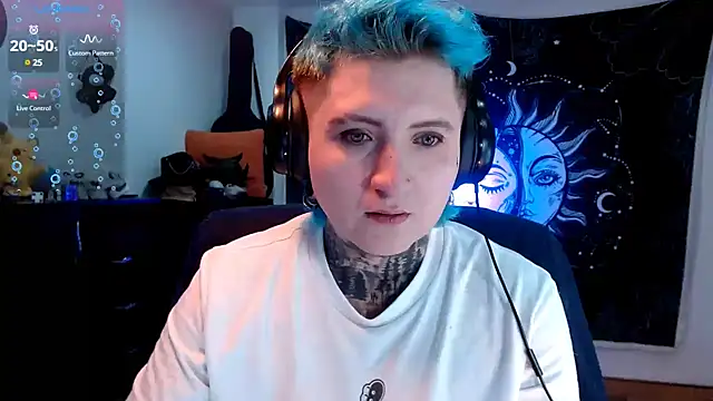 Marieblueeyes online show from 02.11.25